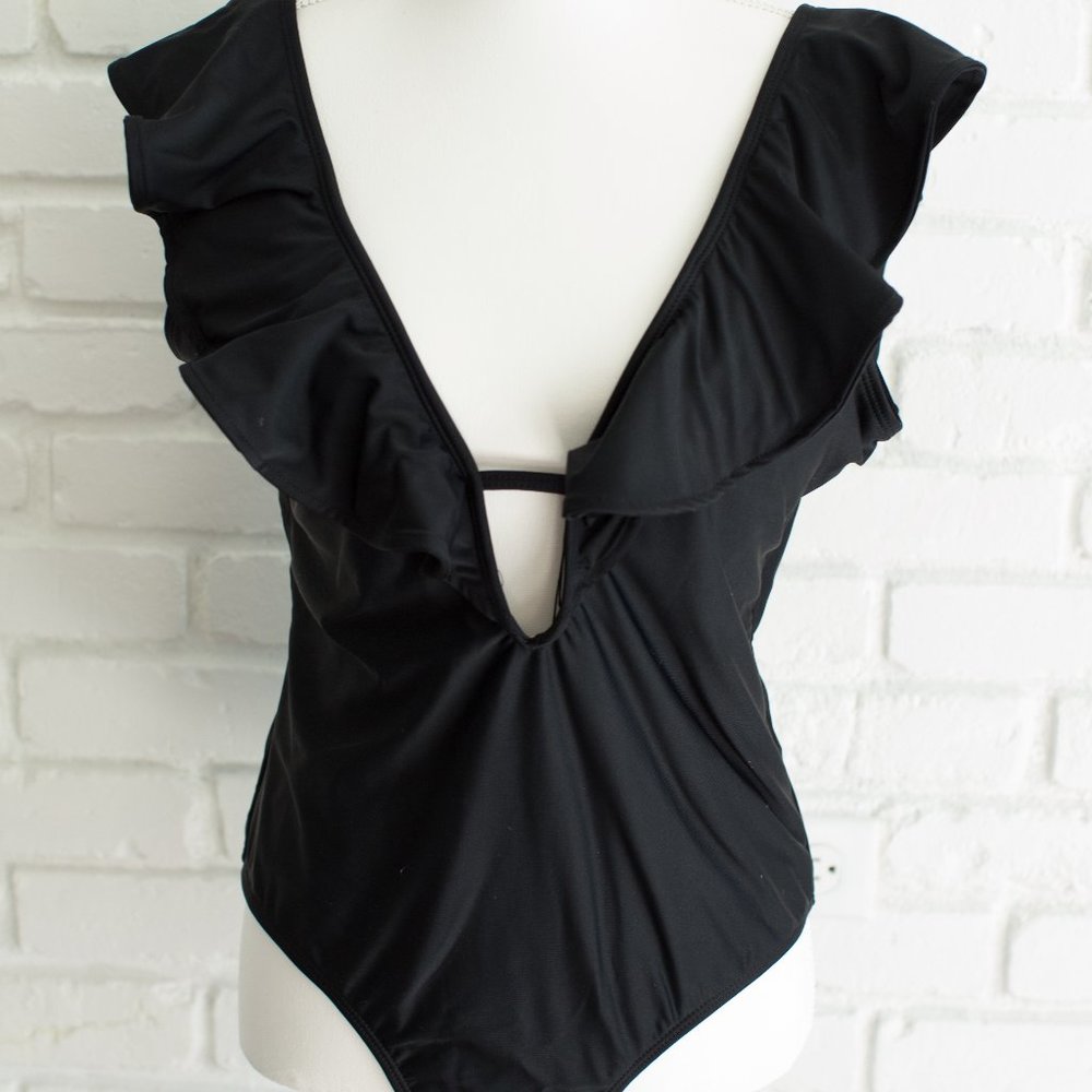 XL Ruffle Top, One Piece, Black Swimsuit